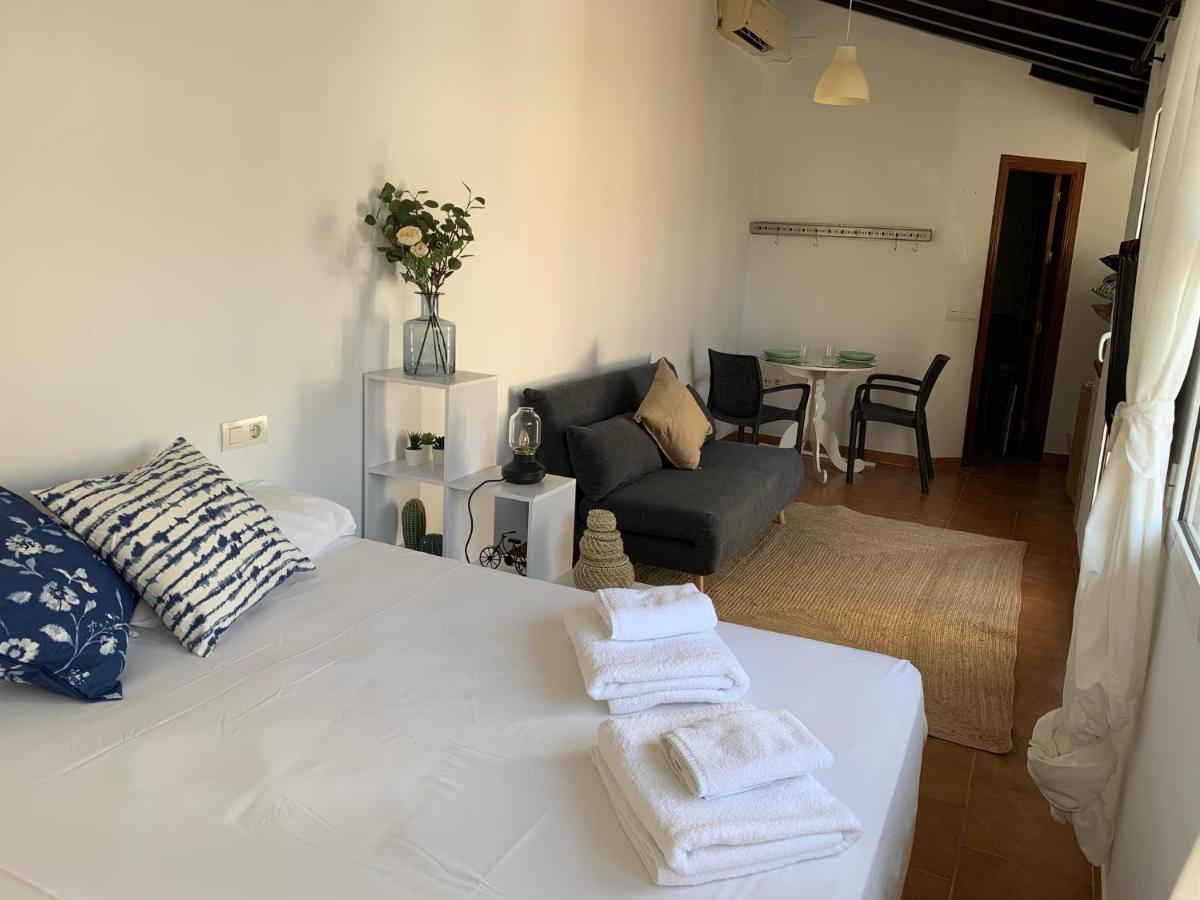 Stunning Attic With Private Terrace And Parking Optional Lejlighed Sevilla Eksteriør billede
