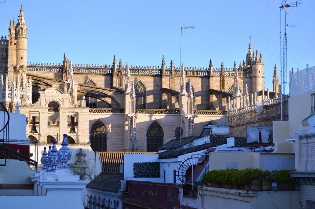 Stunning Attic With Private Terrace And Parking Optional Lejlighed Sevilla Eksteriør billede