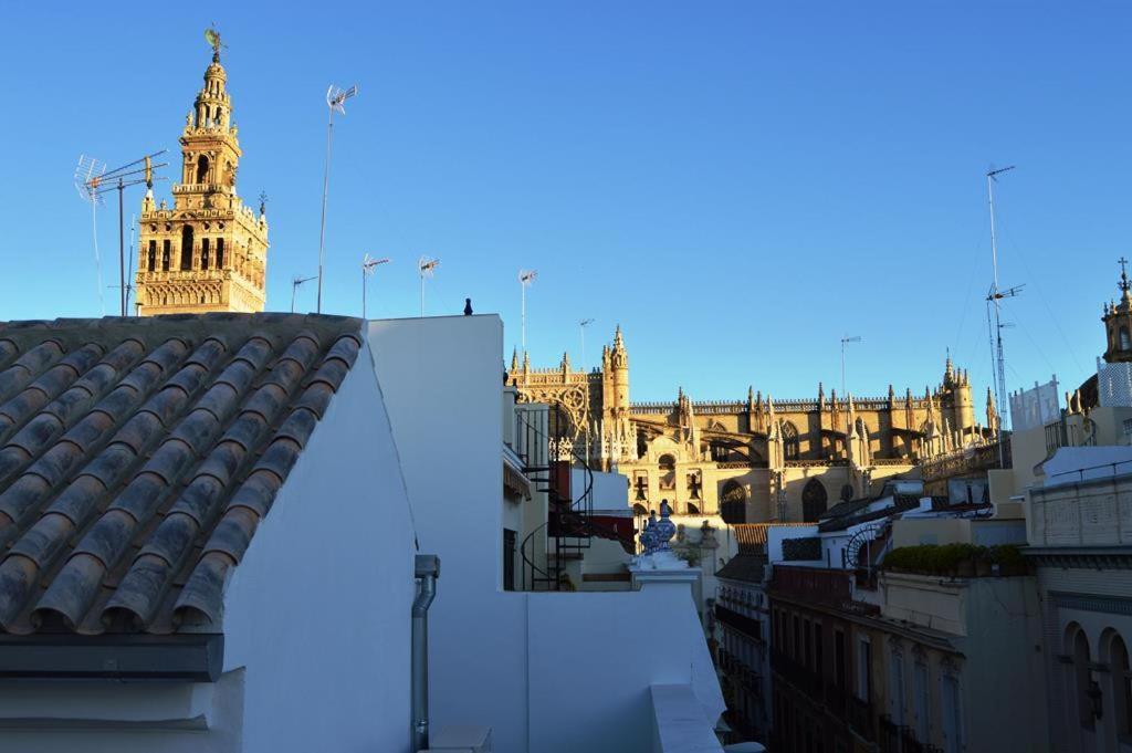 Stunning Attic With Private Terrace And Parking Optional Lejlighed Sevilla Eksteriør billede