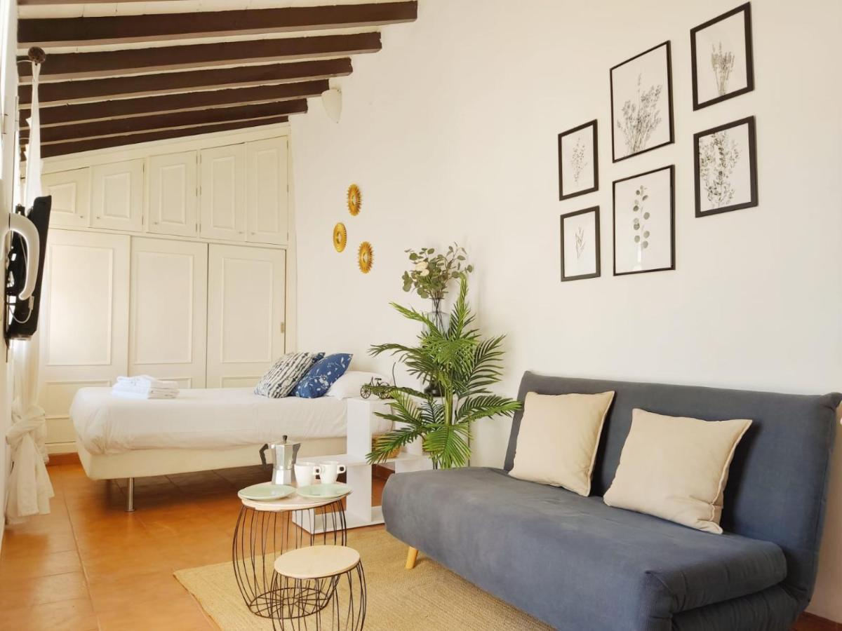 Stunning Attic With Private Terrace And Parking Optional Lejlighed Sevilla Eksteriør billede